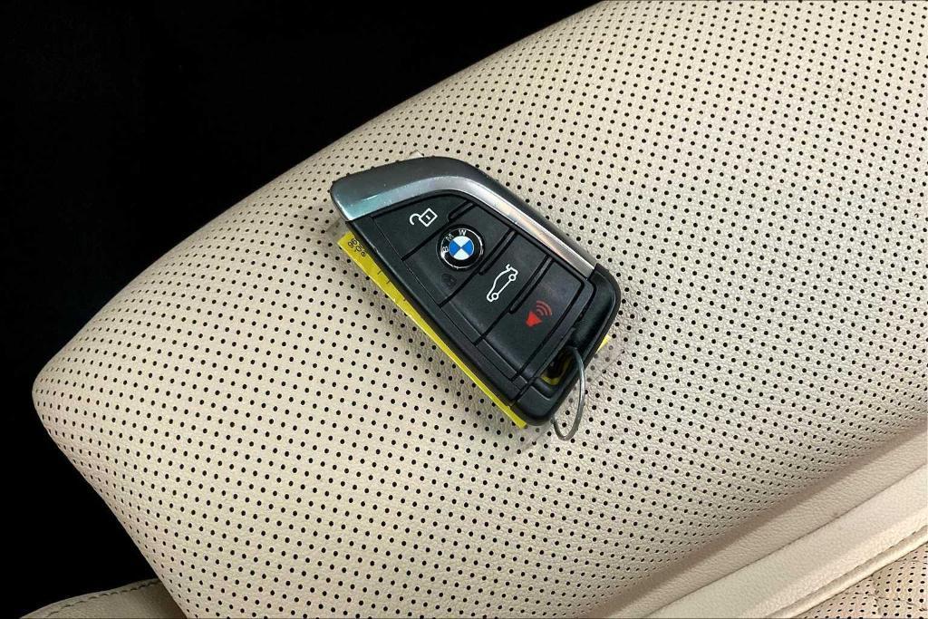 used 2023 BMW 540 car, priced at $41,063