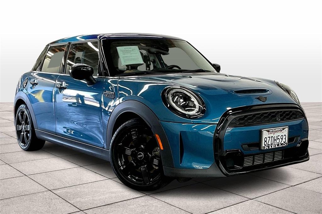 used 2022 MINI Hardtop car, priced at $26,068