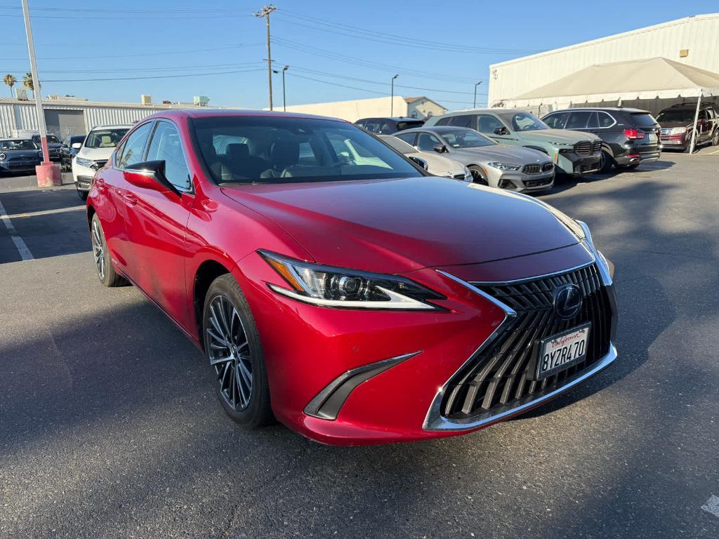 used 2022 Lexus ES 300h car, priced at $38,544