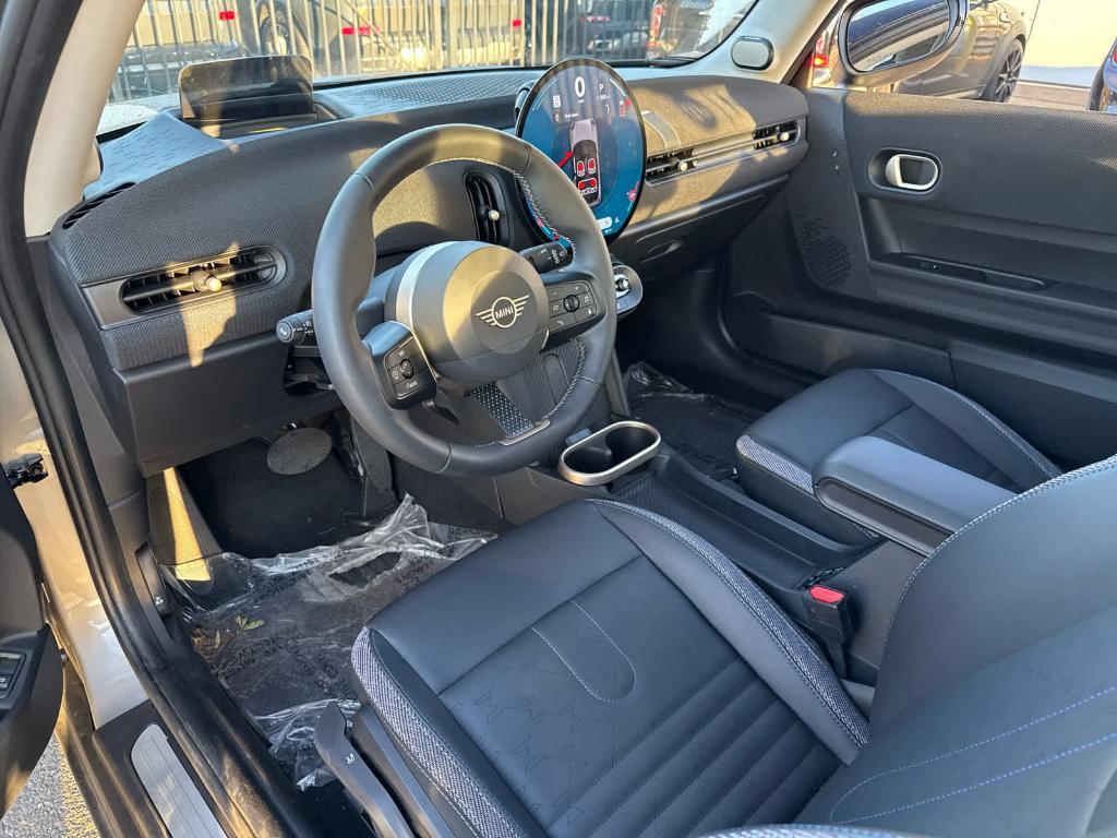 used 2025 MINI Hardtop car, priced at $31,991