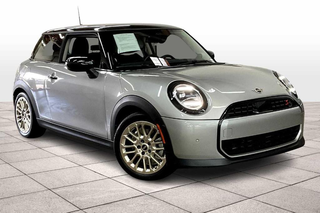 used 2025 MINI Hardtop car, priced at $31,991