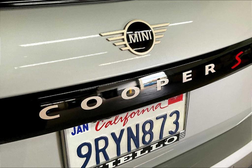 used 2025 MINI Hardtop car, priced at $31,991