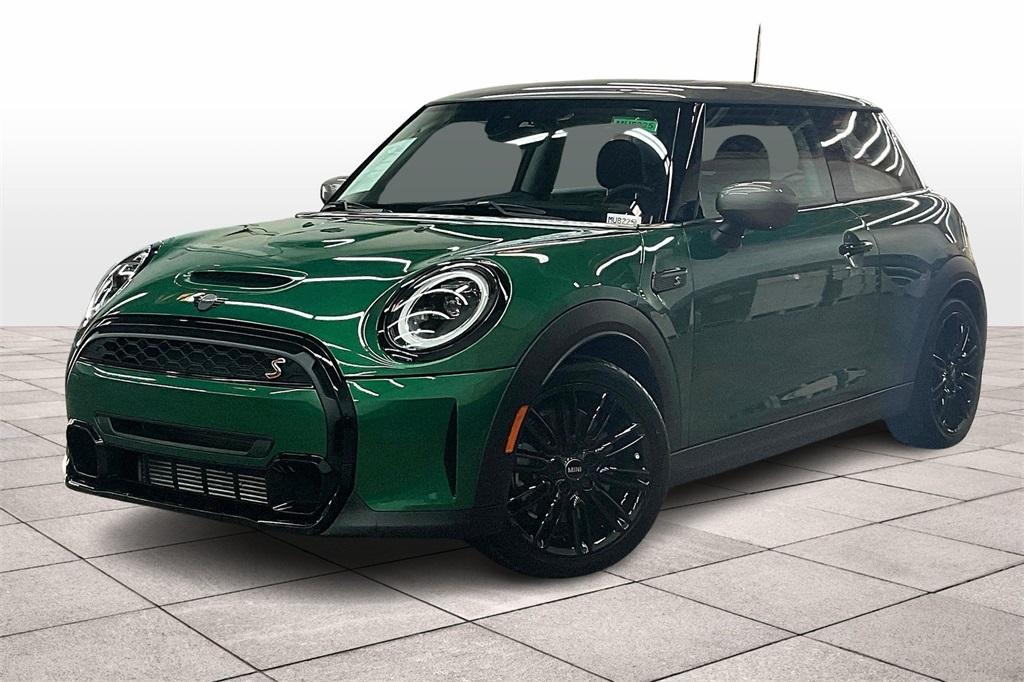 used 2024 MINI Hardtop car, priced at $32,992