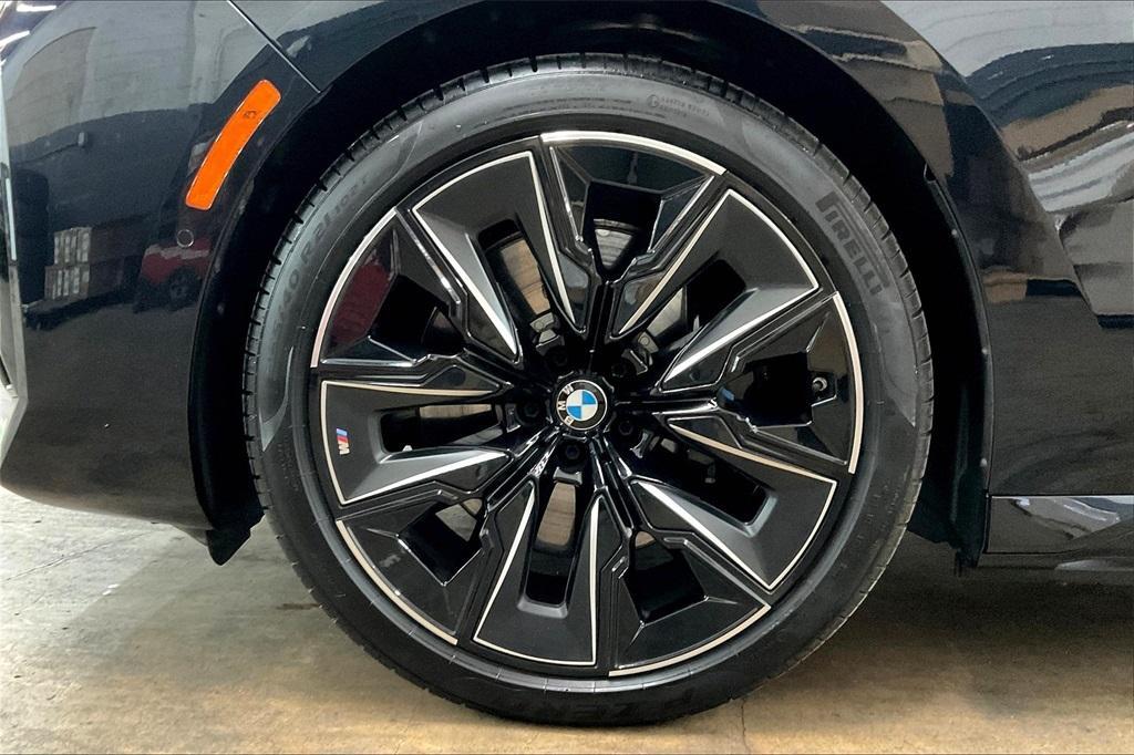 used 2023 BMW i7 car, priced at $75,695