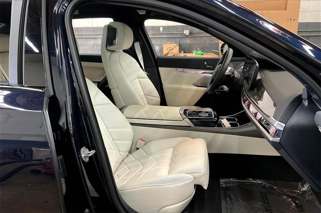 used 2023 BMW i7 car, priced at $75,695