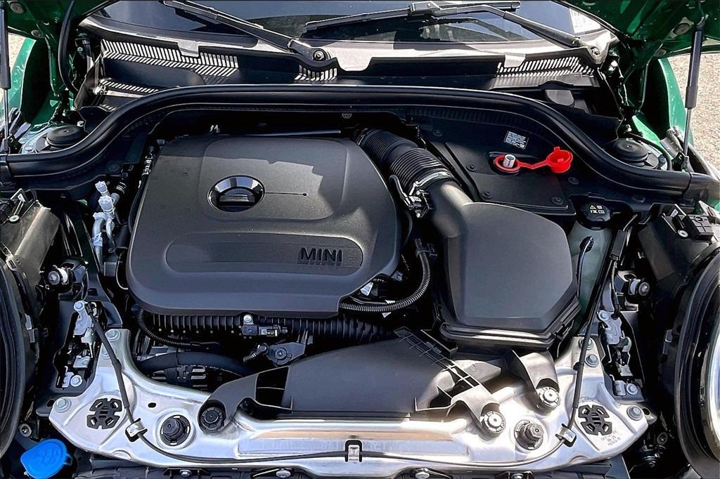 new 2025 MINI Hardtop car, priced at $37,475