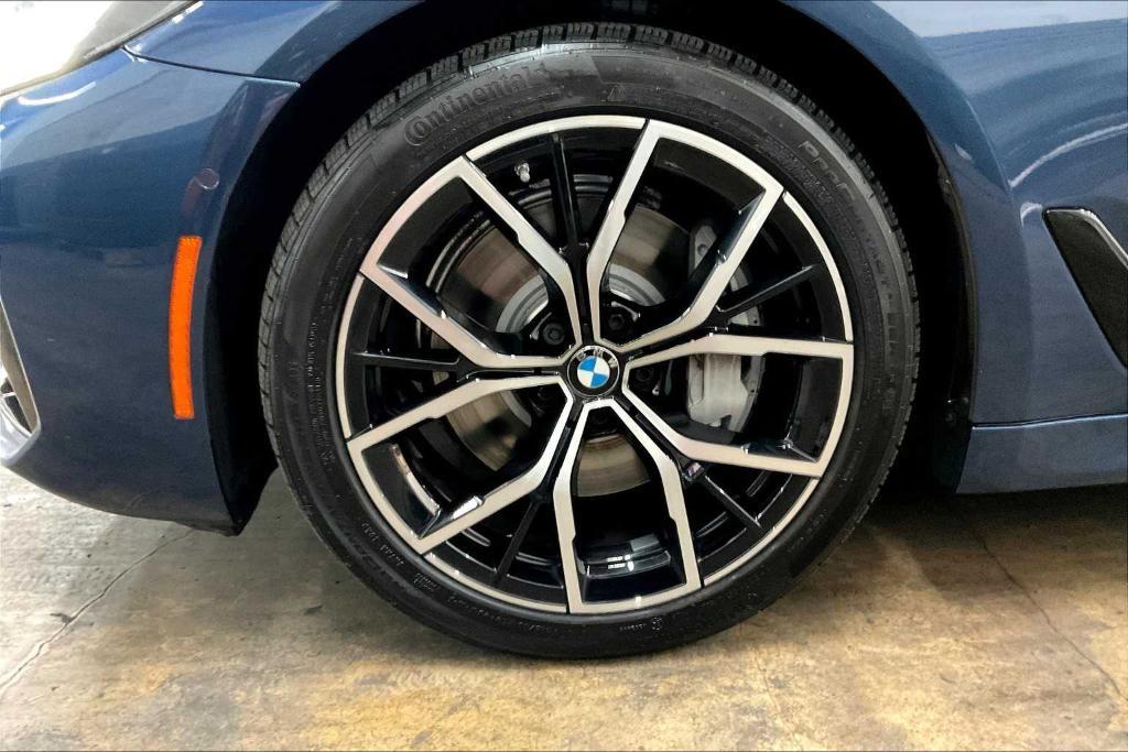 used 2022 BMW 540 car, priced at $41,882