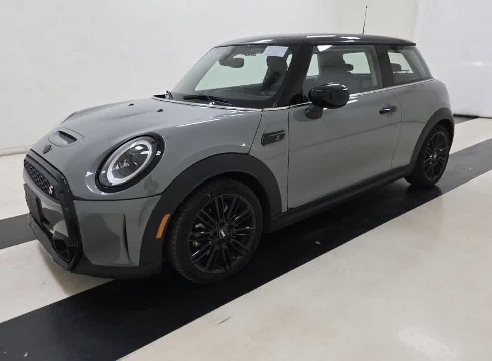 used 2023 MINI Hardtop car, priced at $28,998