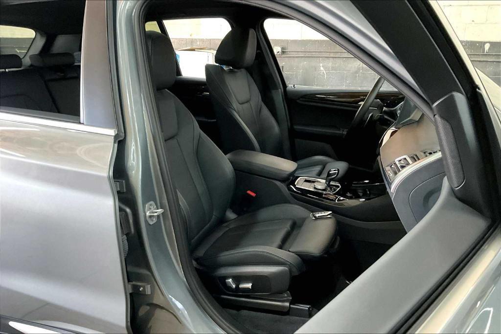 used 2023 BMW X3 car, priced at $33,716