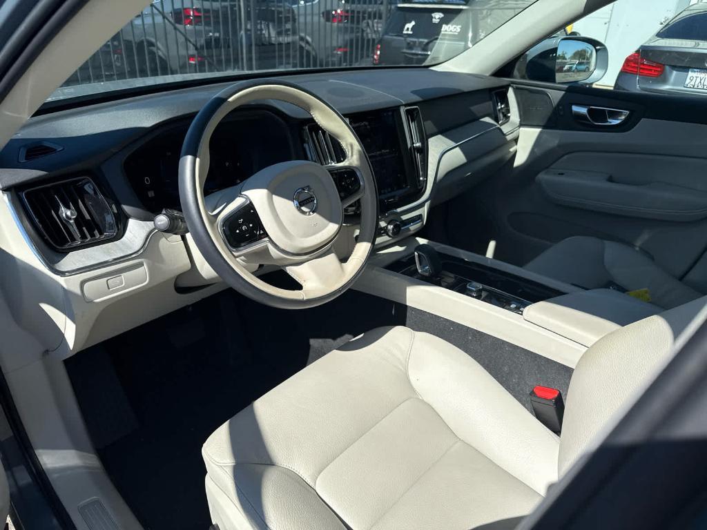 used 2023 Volvo XC60 car, priced at $38,998