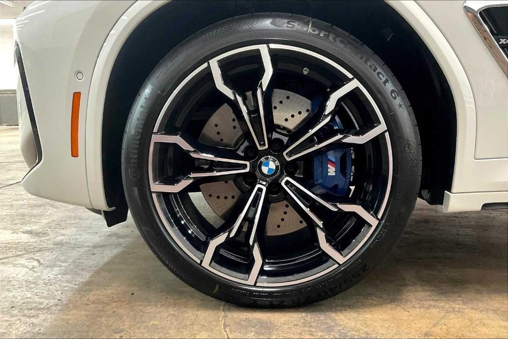 new 2025 BMW X4 M car, priced at $89,485