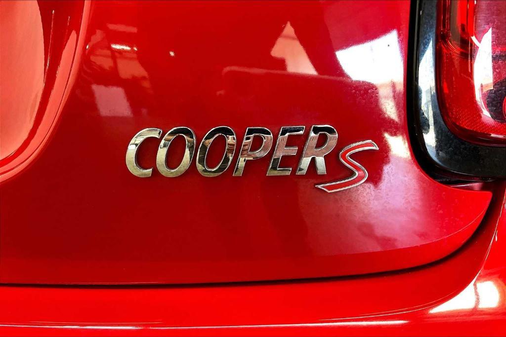 used 2019 MINI Hardtop car, priced at $16,996
