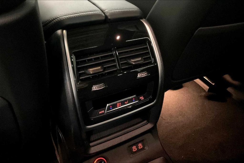 new 2026 BMW X7 car, priced at $98,475