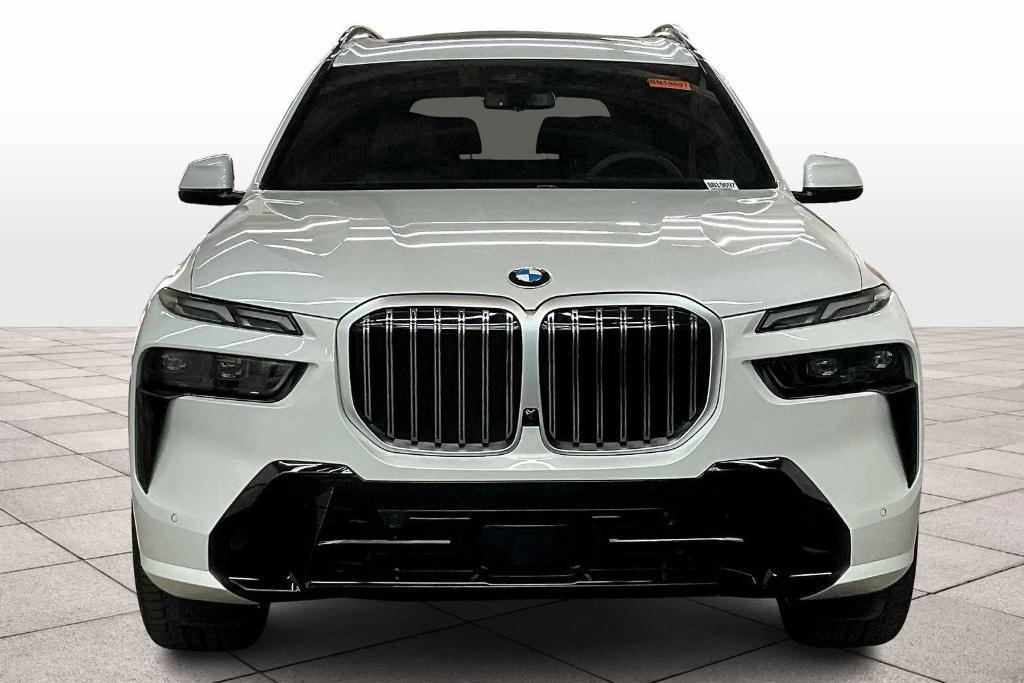 new 2026 BMW X7 car, priced at $98,475