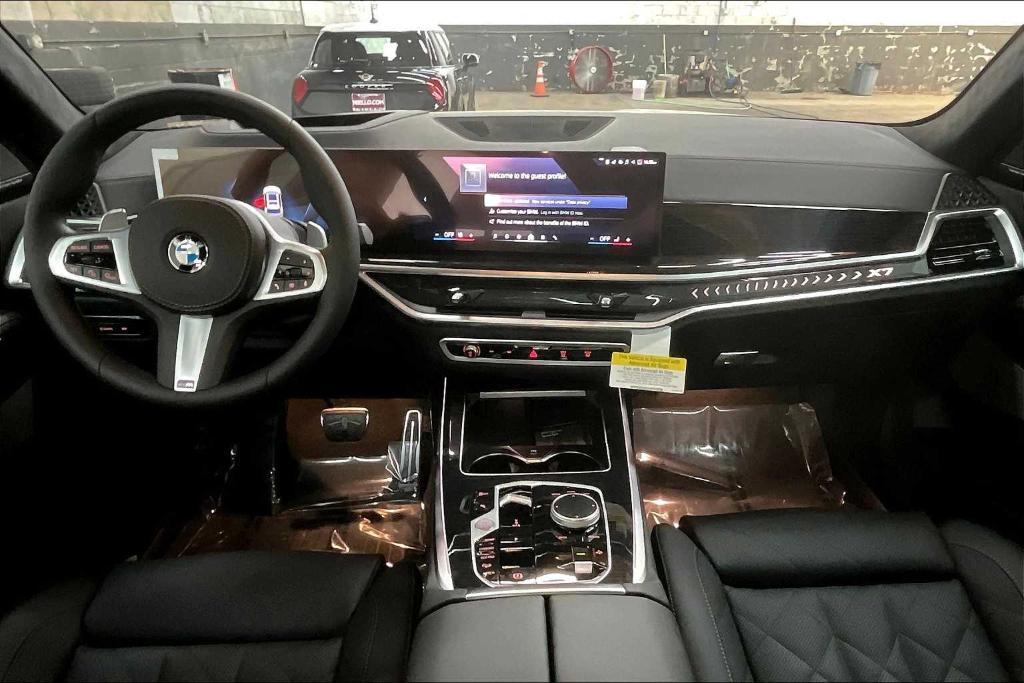 new 2026 BMW X7 car, priced at $98,475