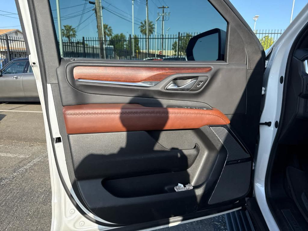 used 2023 GMC Yukon car, priced at $86,884