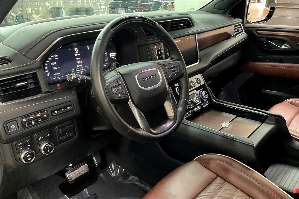 used 2023 GMC Yukon car, priced at $81,991