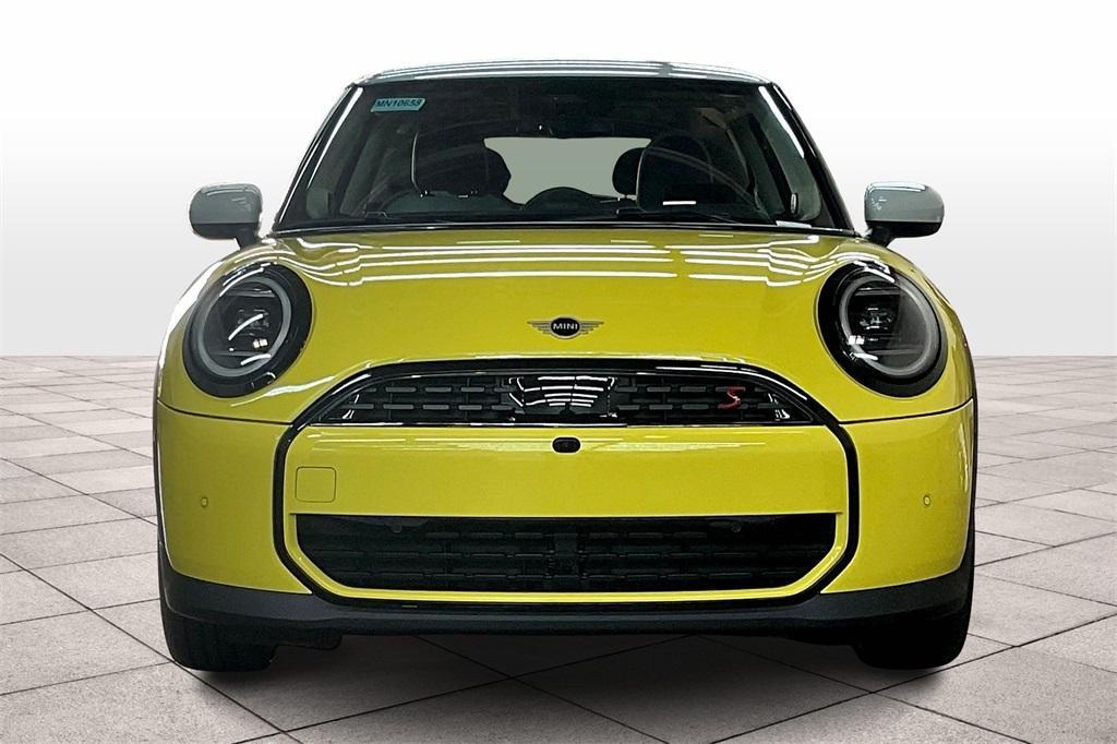 new 2025 MINI Hardtop car, priced at $37,330