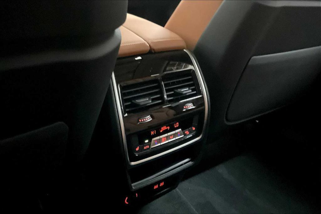 new 2026 BMW X7 car, priced at $94,925