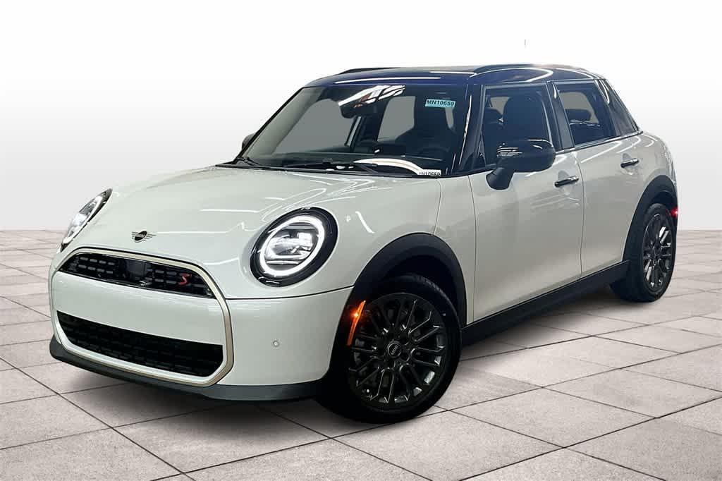 new 2025 MINI Hardtop car, priced at $39,230