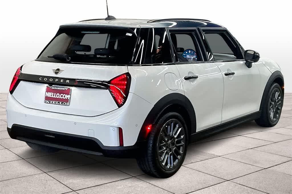 new 2025 MINI Hardtop car, priced at $39,230