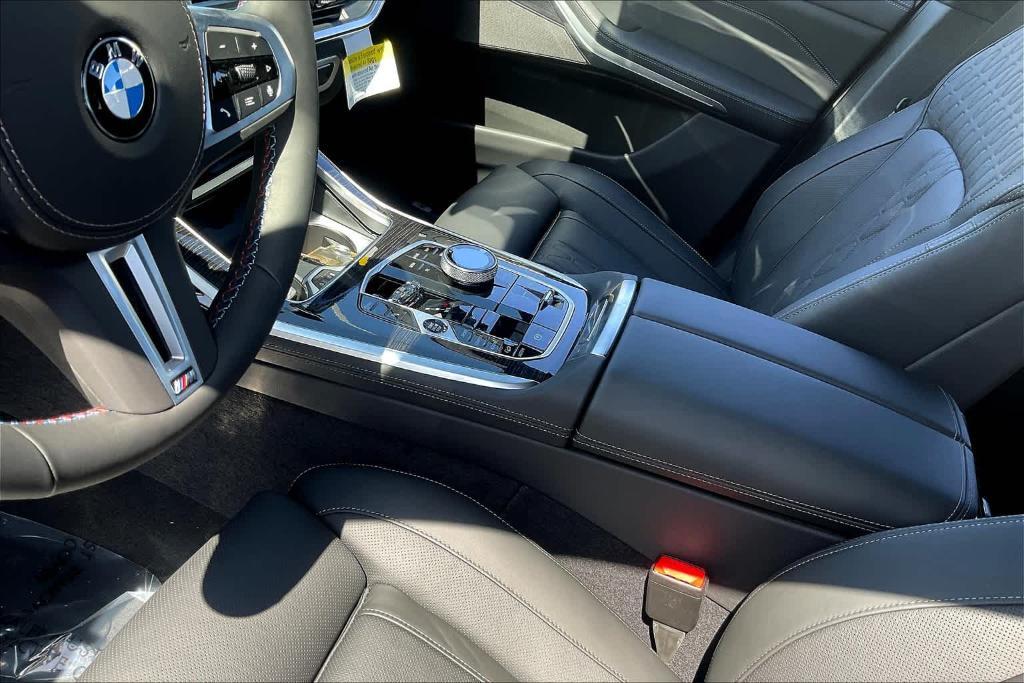 new 2025 BMW X7 car, priced at $121,220