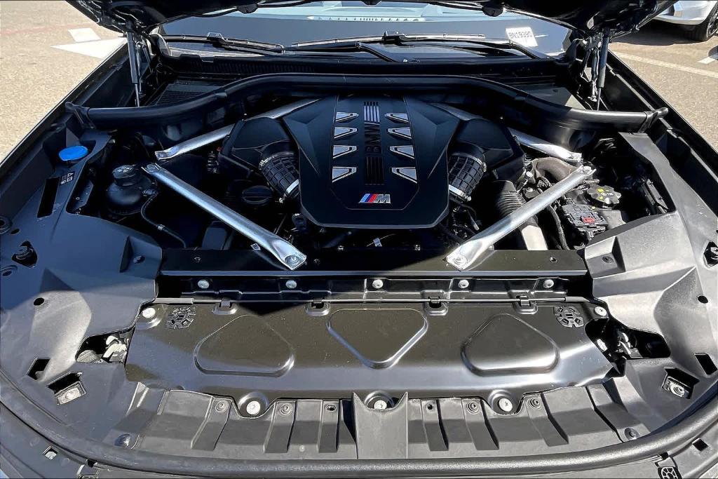 new 2025 BMW X7 car, priced at $121,220