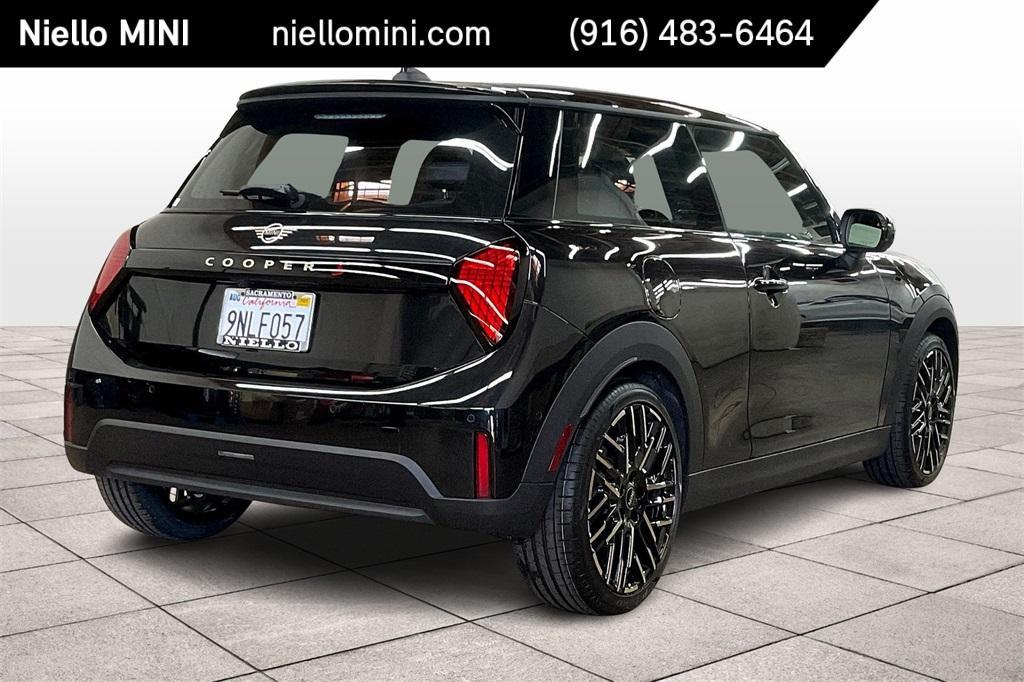 used 2025 MINI Hardtop car, priced at $29,892