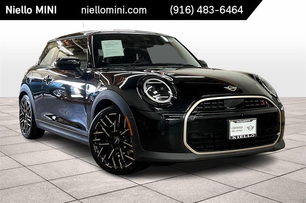 used 2025 MINI Hardtop car, priced at $29,892