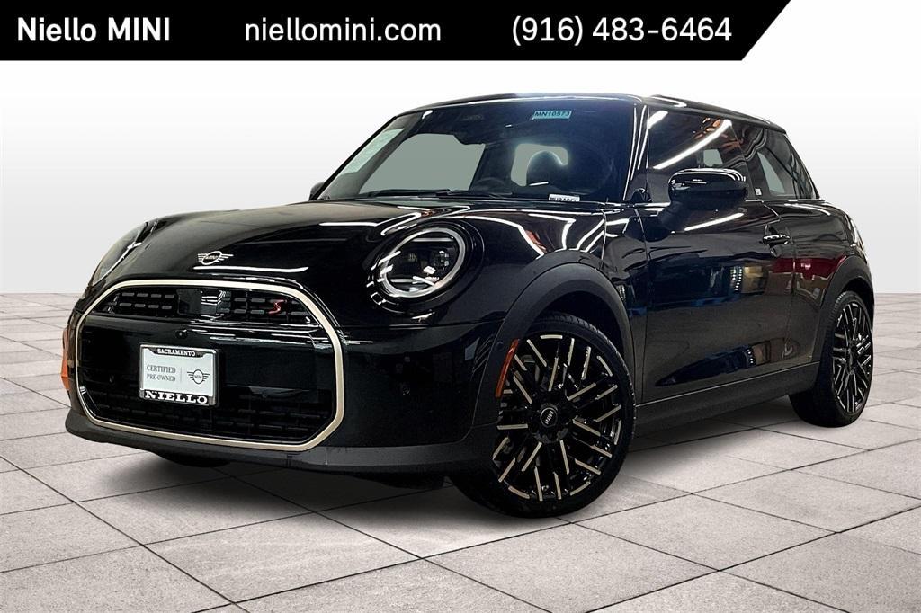 used 2025 MINI Hardtop car, priced at $29,892