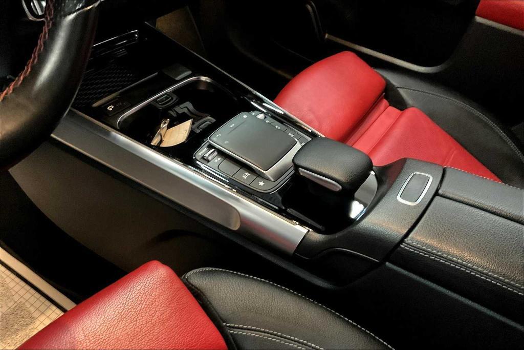 used 2021 Mercedes-Benz GLB 250 car, priced at $28,163