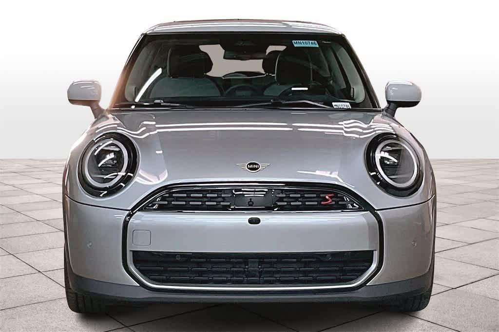 new 2025 MINI Hardtop car, priced at $37,810