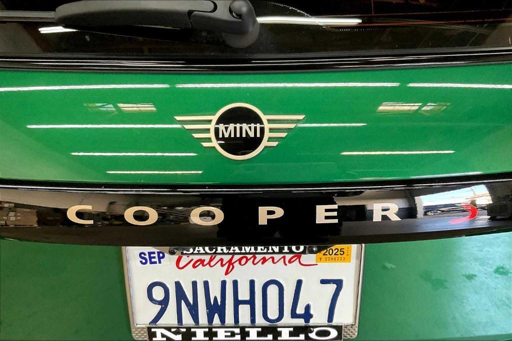 used 2025 MINI Hardtop car, priced at $33,993