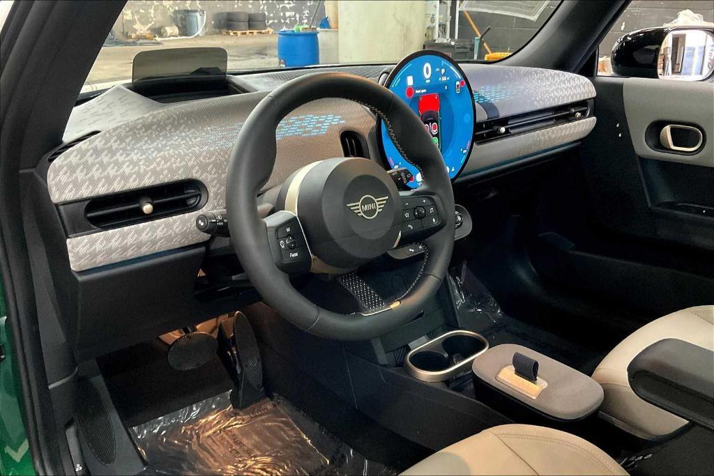 used 2025 MINI Hardtop car, priced at $33,993