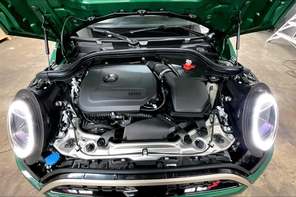 used 2025 MINI Hardtop car, priced at $33,993