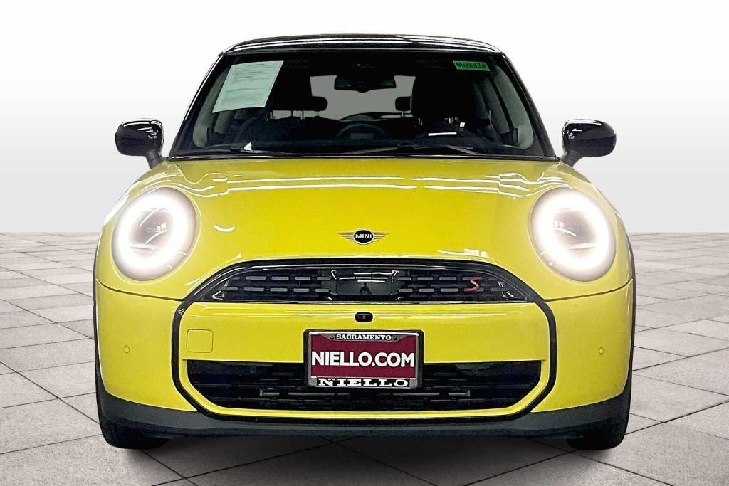 used 2025 MINI Hardtop car, priced at $31,991