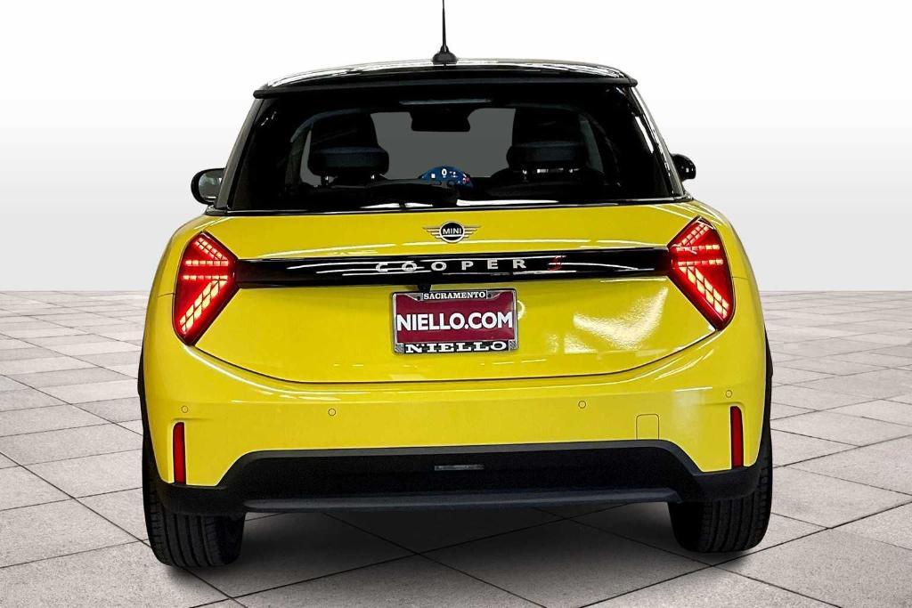 used 2025 MINI Hardtop car, priced at $31,991