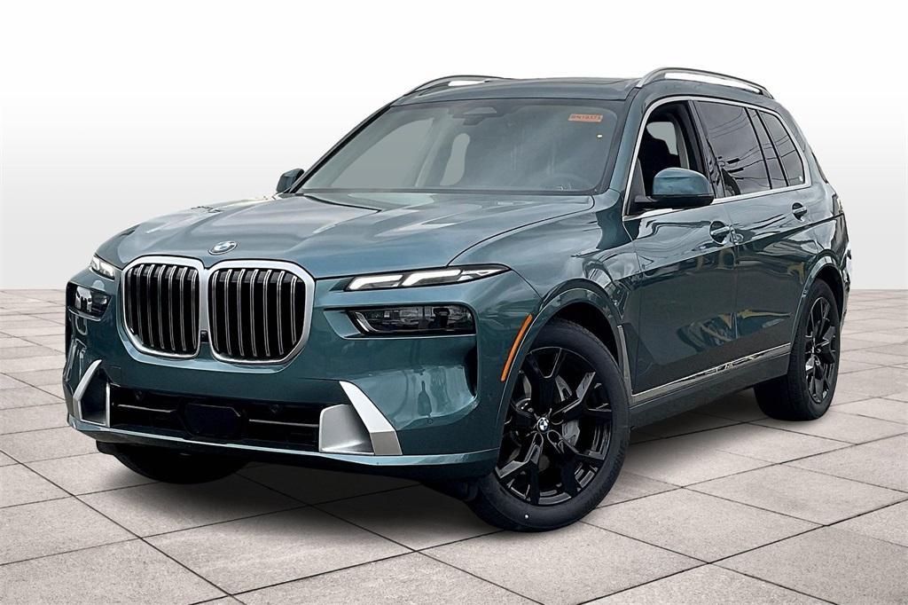 new 2025 BMW X7 car, priced at $91,820