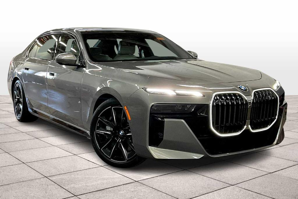 new 2025 BMW 760 car, priced at $133,775