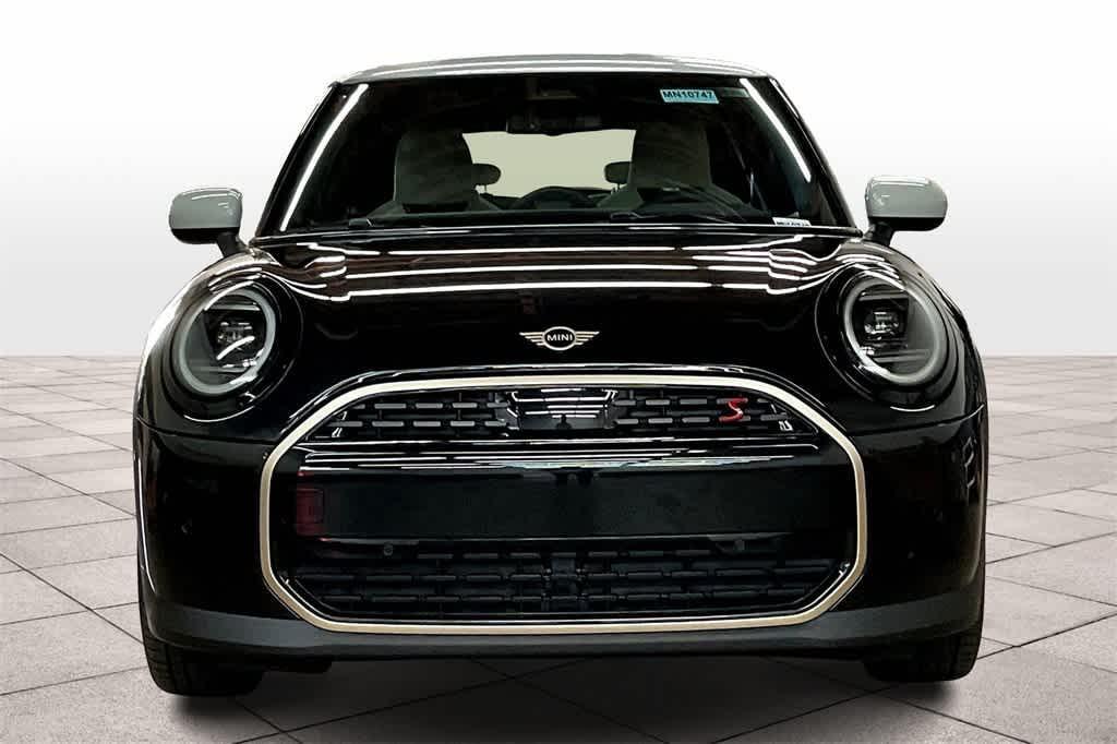 new 2025 MINI Hardtop car, priced at $37,110