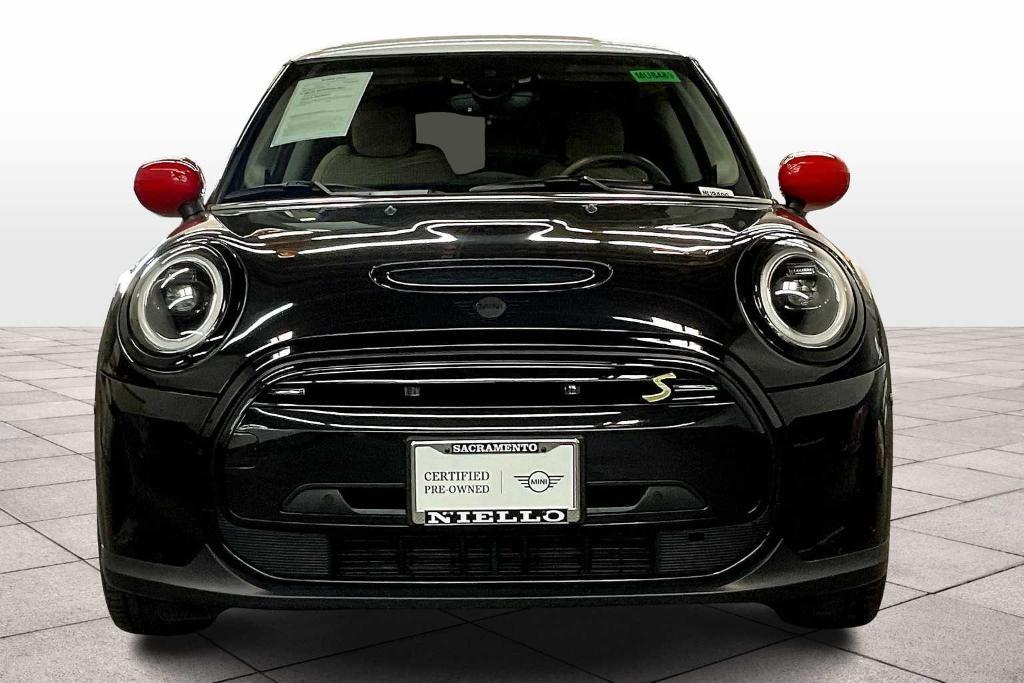 used 2024 MINI SE Hardtop car, priced at $26,996