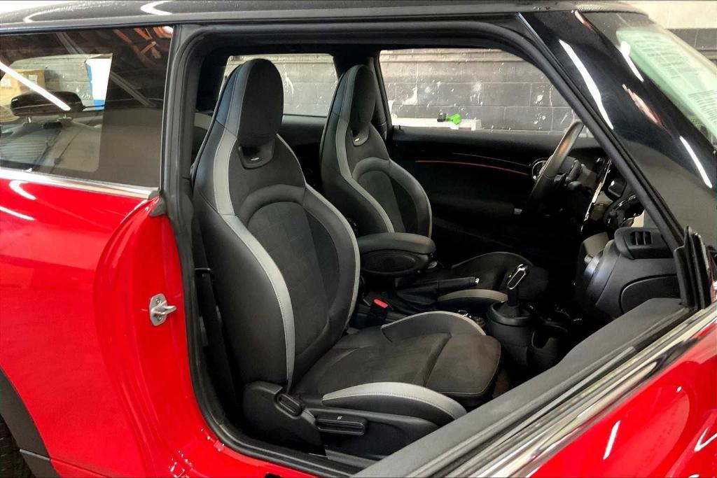 used 2024 MINI Hardtop car, priced at $41,454