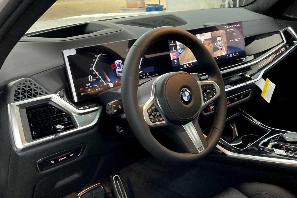 new 2026 BMW X7 car, priced at $98,125
