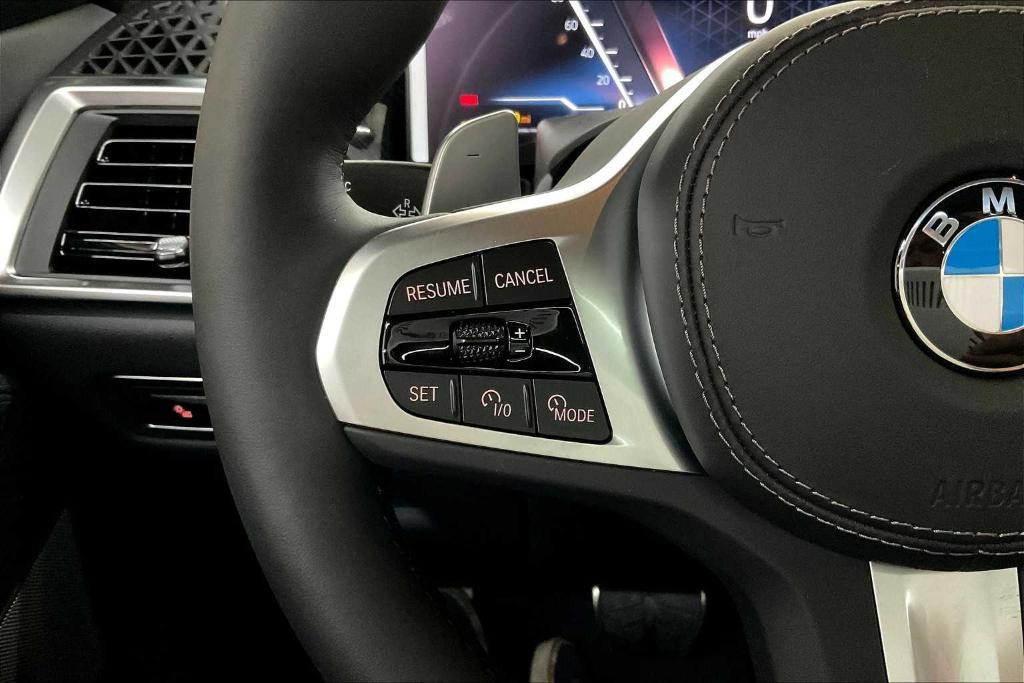 new 2026 BMW X7 car, priced at $98,125
