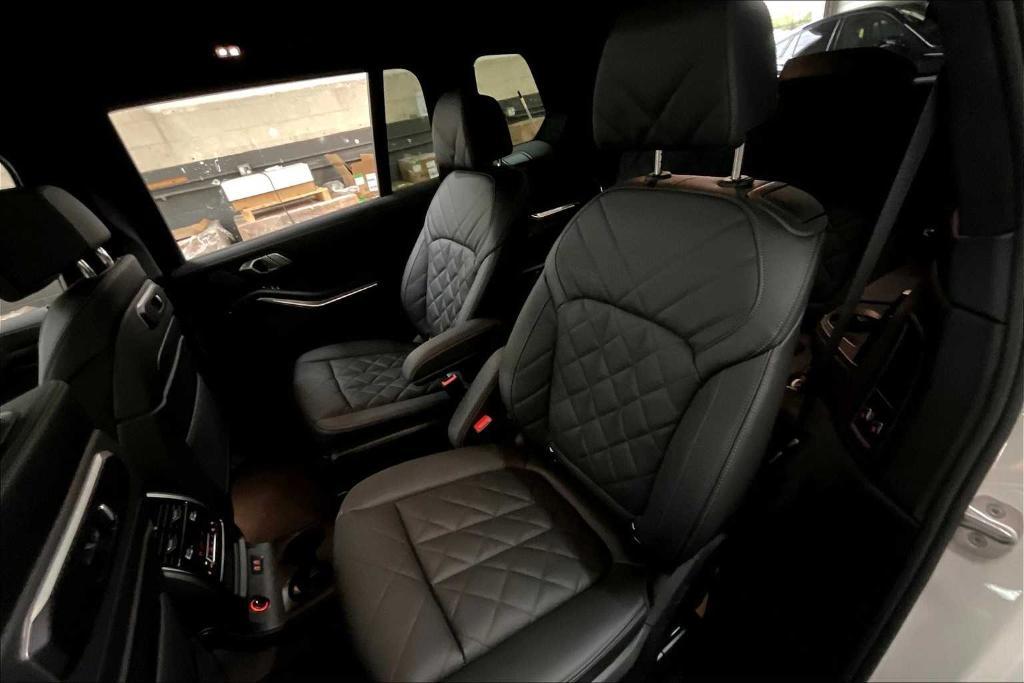 new 2026 BMW X7 car, priced at $98,125