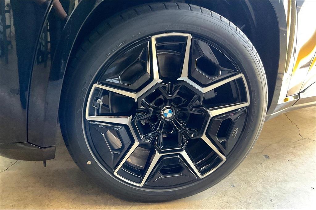 new 2025 BMW XM car, priced at $165,075