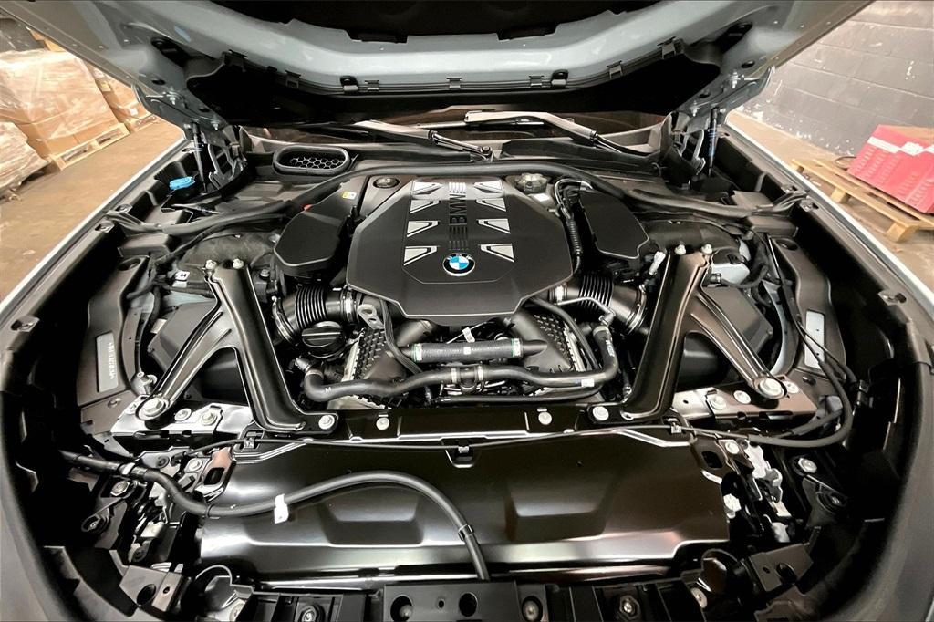 new 2025 BMW 760 car, priced at $129,625