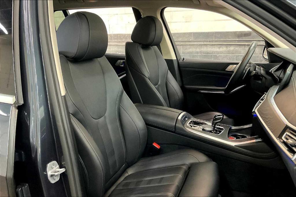used 2022 BMW X7 car, priced at $52,494