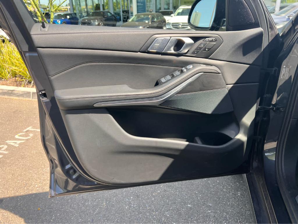 used 2022 BMW X7 car, priced at $55,995