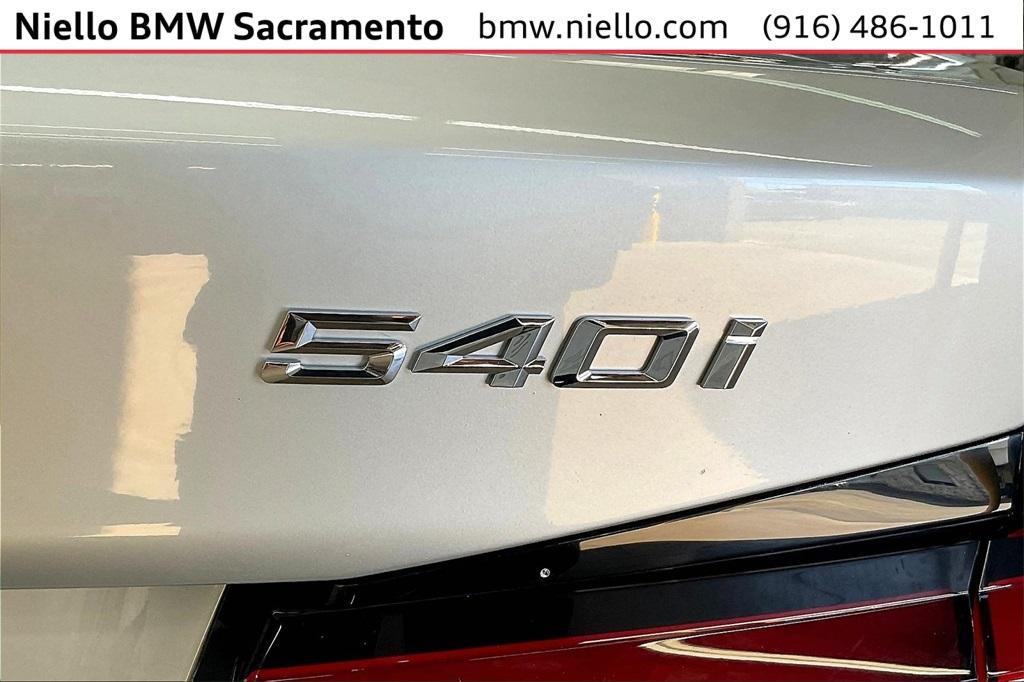 used 2021 BMW 540 car, priced at $38,488